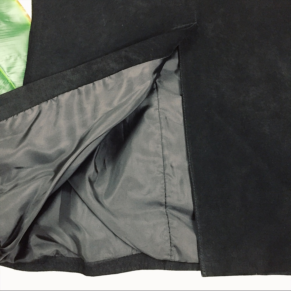 🚫SOLD🚫 St. John’s Bay Genuine Suede Maxi Skirt